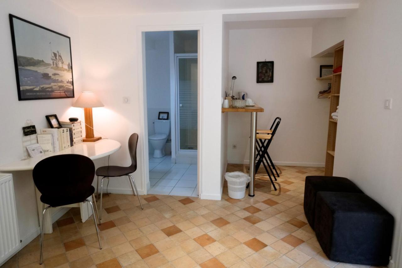 Le 3 Rue Grande Bed & Breakfast Moret-sur-Loing Eksteriør bilde