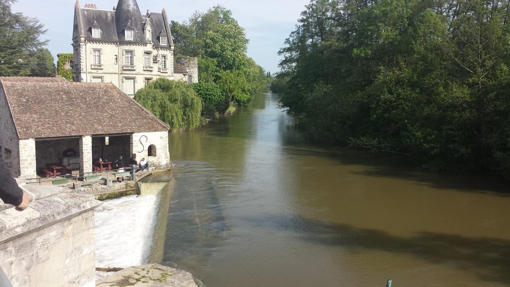 Le 3 Rue Grande Bed & Breakfast Moret-sur-Loing Eksteriør bilde