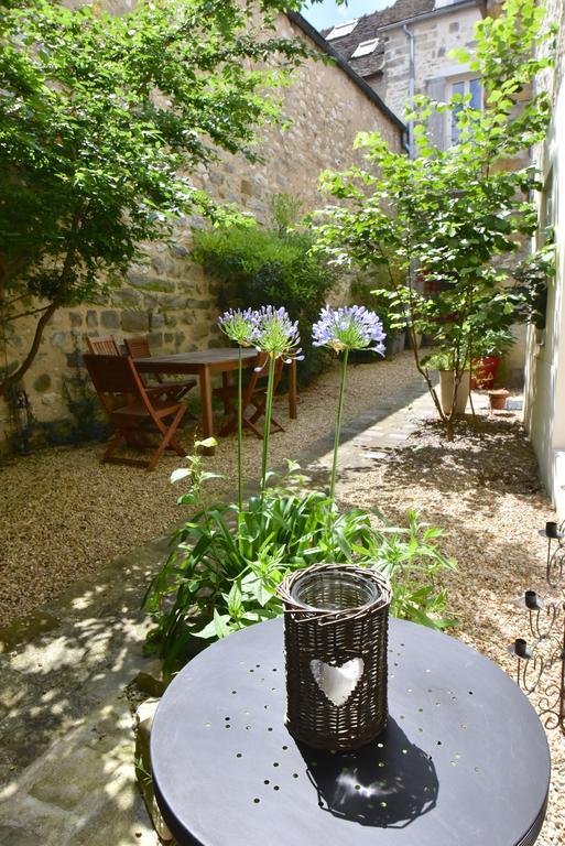 Le 3 Rue Grande Bed & Breakfast Moret-sur-Loing Eksteriør bilde