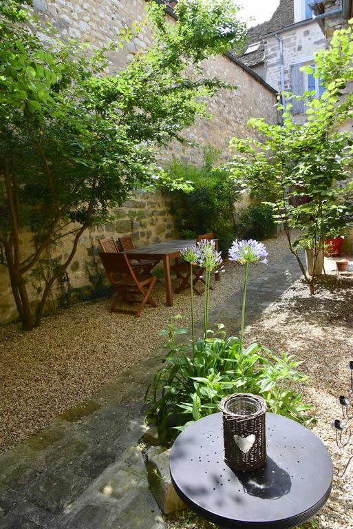 Le 3 Rue Grande Bed & Breakfast Moret-sur-Loing Eksteriør bilde